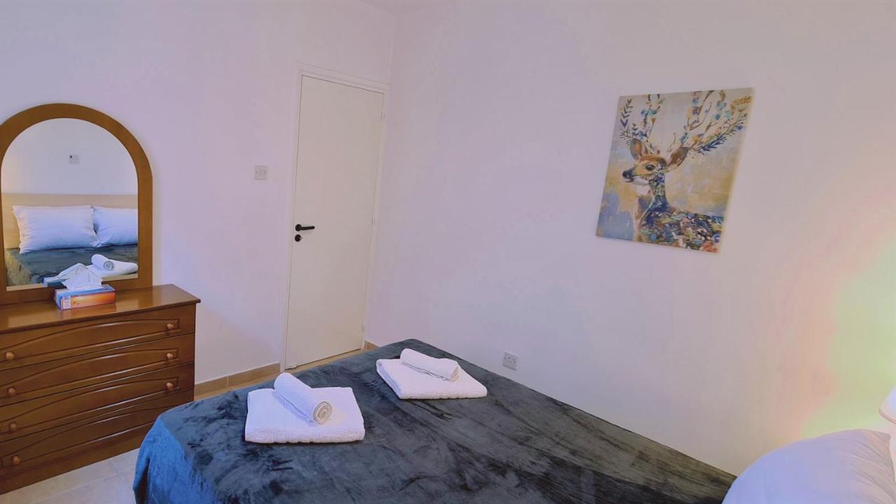 Stay Camelia Apartment Larnaca Exteriör bild