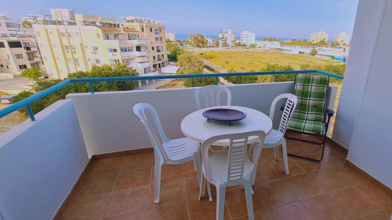 Stay Camelia Apartment Larnaca Exteriör bild