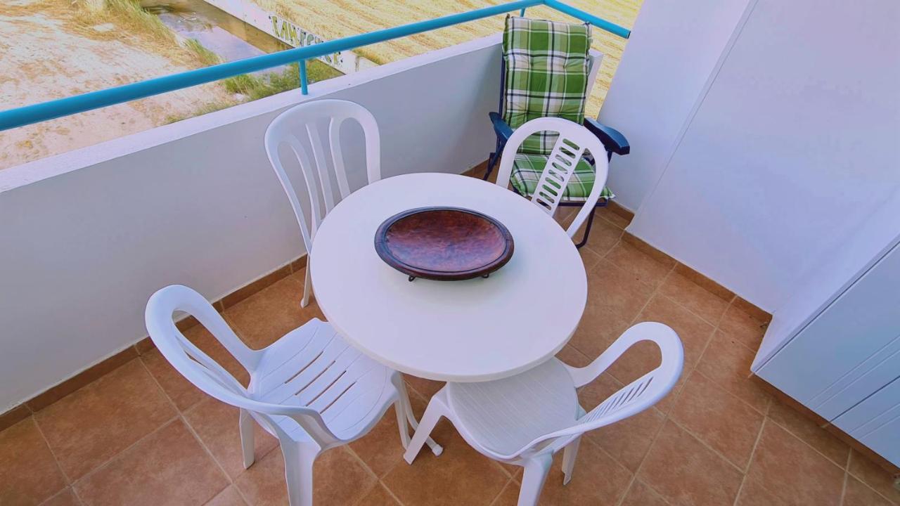 Stay Camelia Apartment Larnaca Exteriör bild